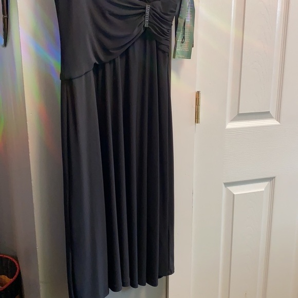 Scarlet Nite Missy 6 Traditional Black Dress - Picture 16 of 16